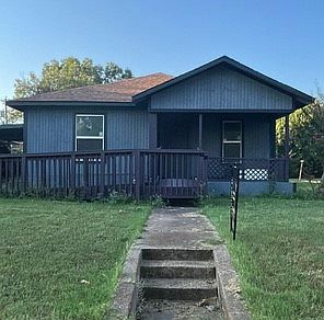 1st image of 1038 E Maddox Ave