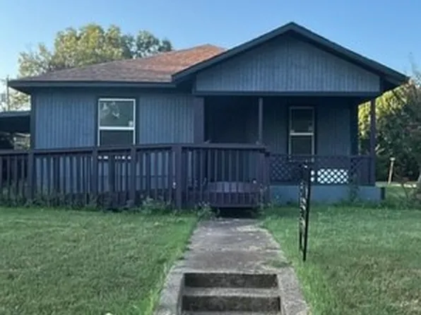 1038 E Maddox Ave, Fort Worth, TX 76104