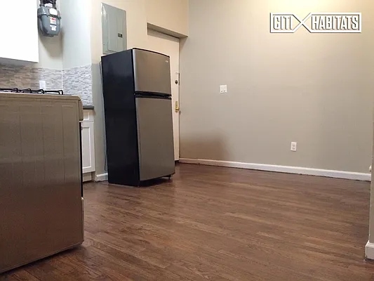 Rented by Citi Habitats | media 11