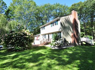 58 Town Line Rd, New Hartford, CT 06057