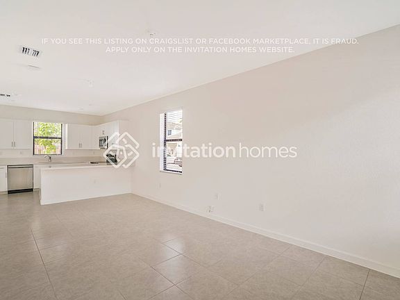 4th image of 1623 SW 29th St