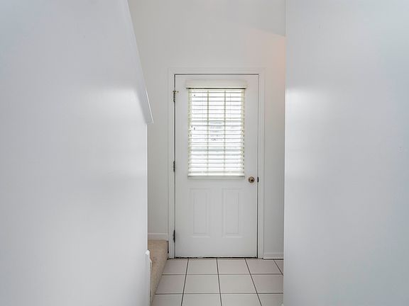 Bright and light entryway
