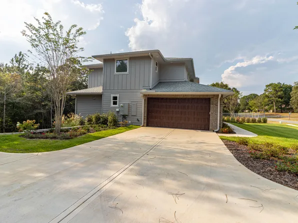 5870 Saratoga Dr, Crestview, FL 32536