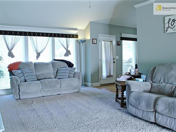 5th image of 1712 NW Nicholas Dr