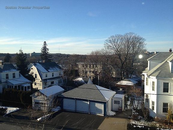 4th image of 82 Verchild St APT 3