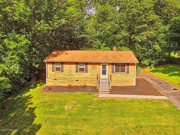 2nd image of 1807 Gardenspring Dr
