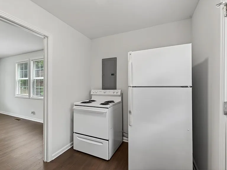 1316 Sunnyview Dr — Photo 14