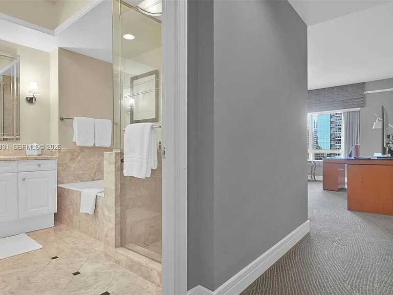 1435 Brickell Ave #3210 — Photo 17
