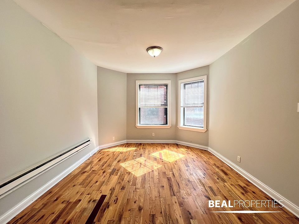 1st image of 4415 N Wolcott Ave #B3