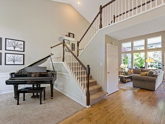 5th image of 4717 E Echo Glen Ln