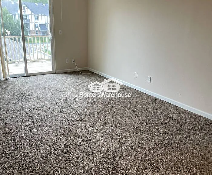 1464 Hawks Nest Dr #G — Photo 4