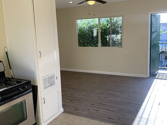 4th image of 162 W 66th St #6