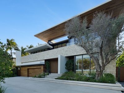 194 S Island Dr, Golden Beach, FL, 33160