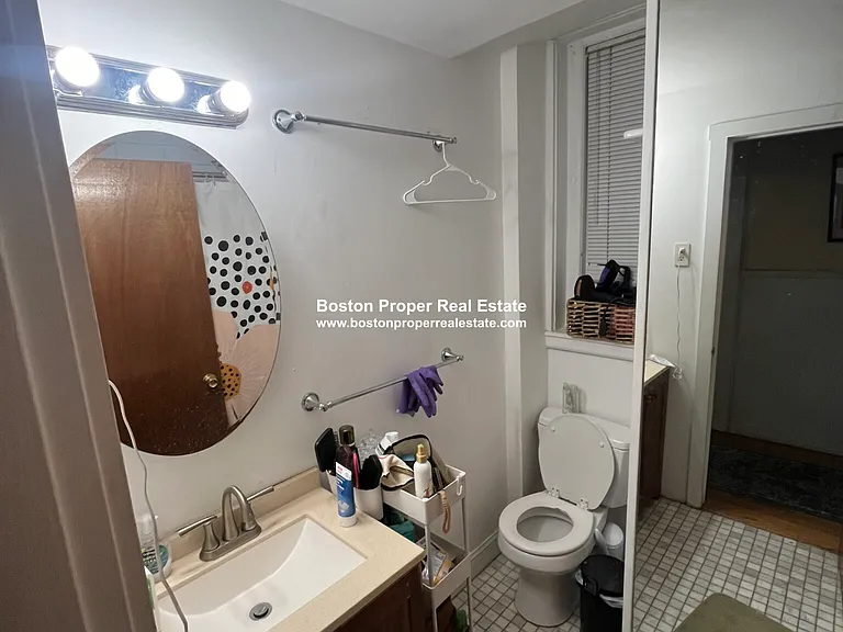 108 Myrtle St #9 — Photo 4