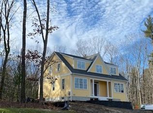 2 Bartlett Dr, Georgetown, MA 01833