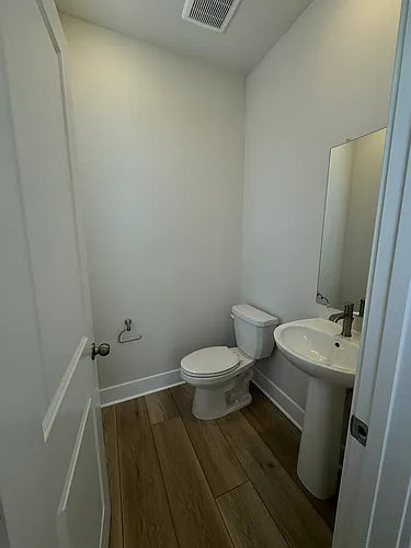 2214 Winterberry Ln Photo 1
