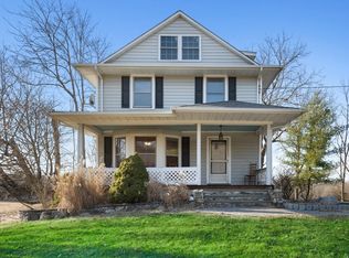 196 Wheeler Rd, Florida, NY 10921