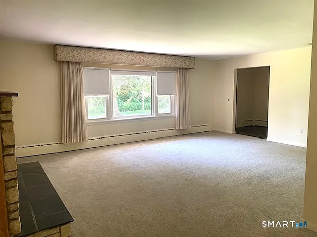 17 Pond Ln — Photo 6