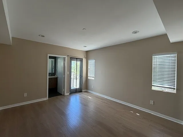 3 bed, 1691 sqft, $3,800 — Photo 2