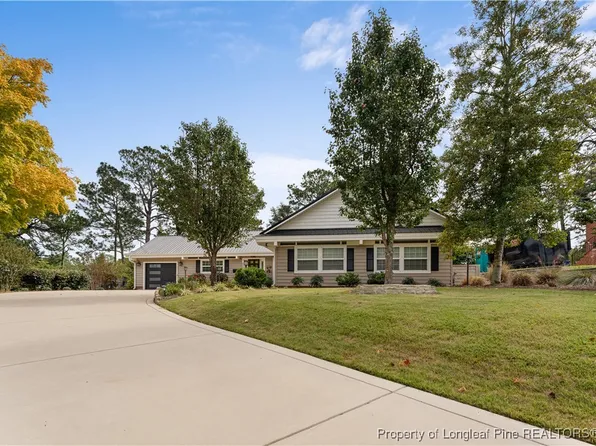 2225 Winterlochen Rd, Fayetteville, NC 28305