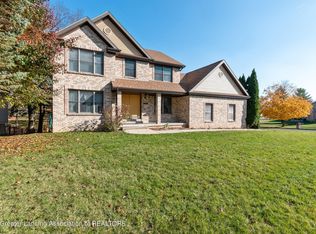 2606 Attenborough Cir, Lansing, MI 48917