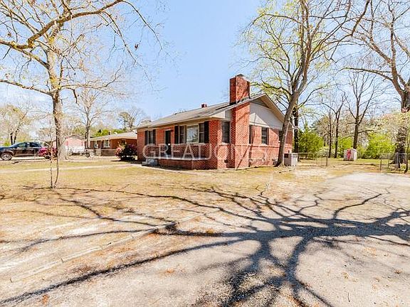 4th image of 1710 Oakgrove Ct