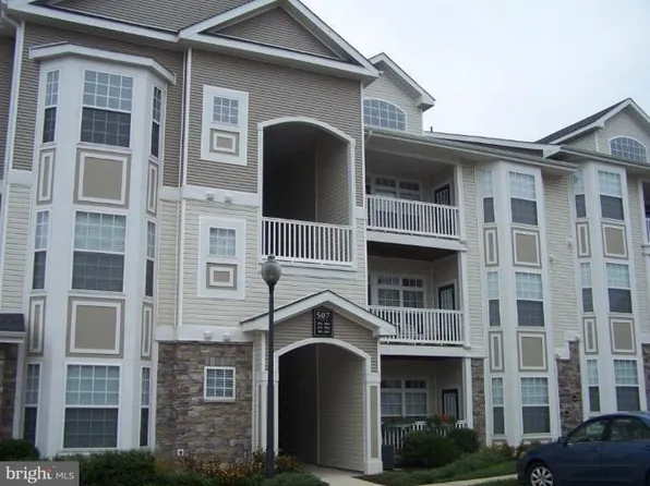 507 Sunset View Ter SE Unit 205, Leesburg, VA 20175