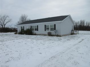 6759 State Route 322, Williamsfield, OH 44093