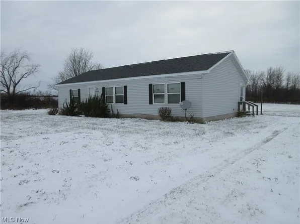 6759 State Route 322, Williamsfield, OH 44093