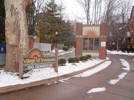 Entrance to Village of Shadyside