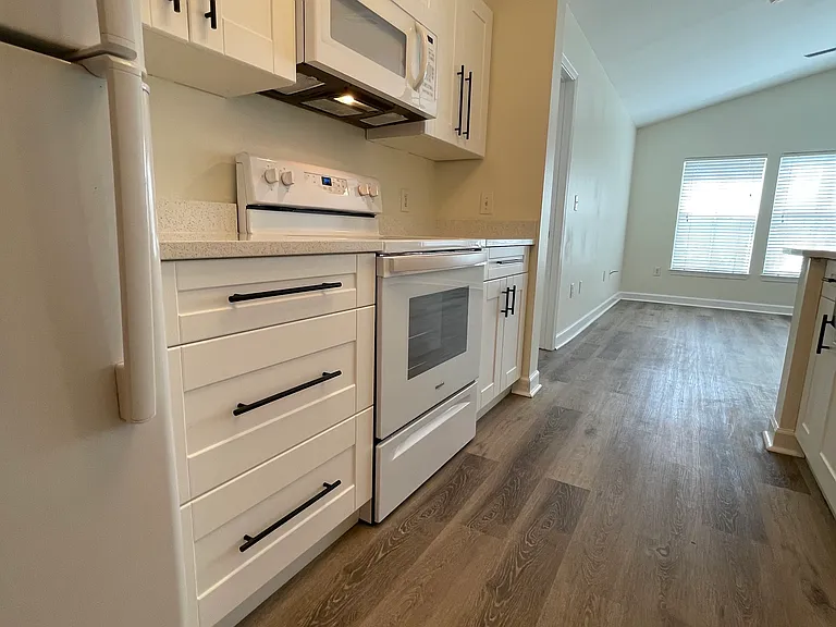 18319 Bridle Club Dr — Photo 23