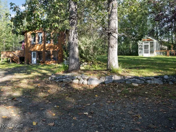 2300 N Coyote Cir, Wasilla, AK 99654