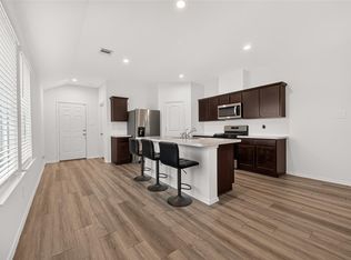 2074 Legacy Hills Dr, Houston, TX 77067