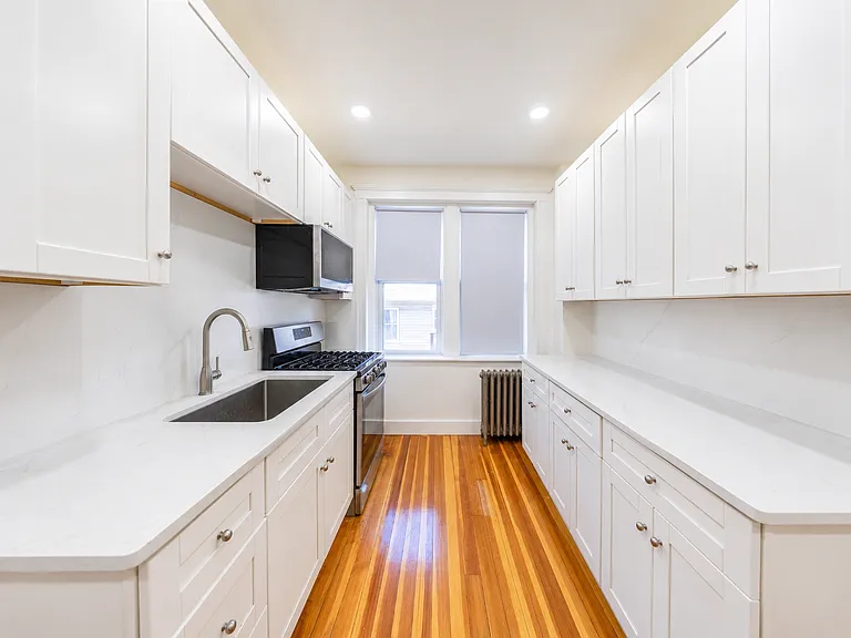 238 S Huntington Ave #10 — Photo 10