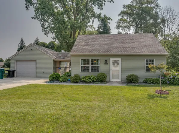 1666 Belmont Rd, Green Bay, WI 54313