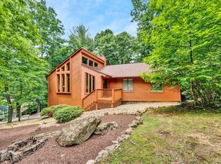 6218 Saddleridge Ln, Roanoke, VA 24018