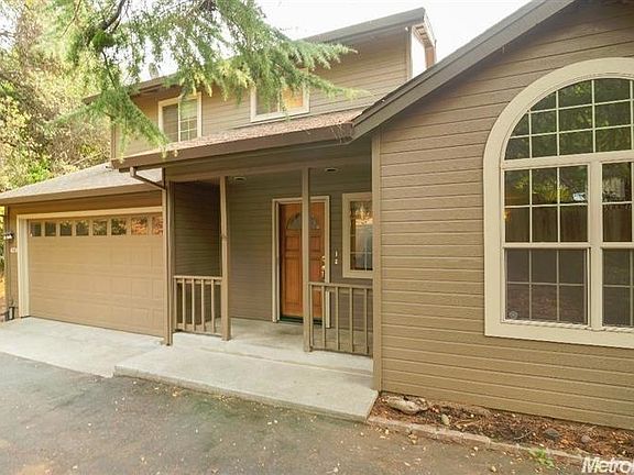 3rd image of 420 Foresthill Ave