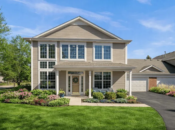 165 E Park Ave #A, Sugar Grove, IL 60554