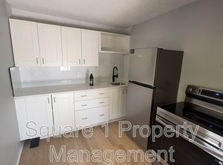 7805 107th St NW #416, Edmonton, AB T6E 4K4