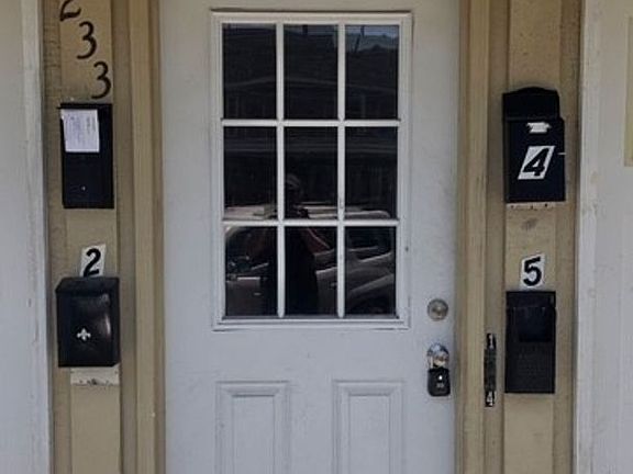 2nd image of 233 E Ridge St