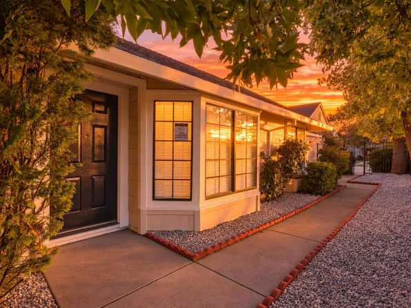 2277 Sandcastle Way, Sacramento, CA 95833