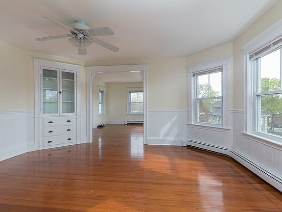 5th image of 28 Academy St #28