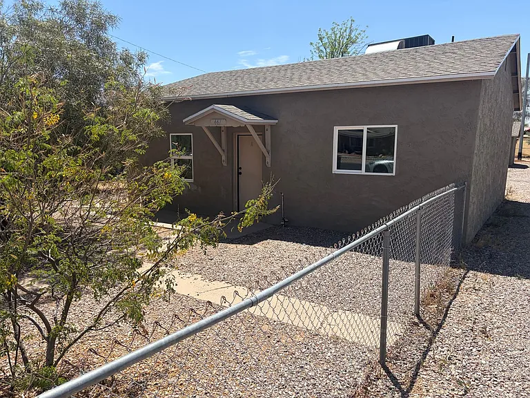 447 W Seagoe Ave #A — Photo 3