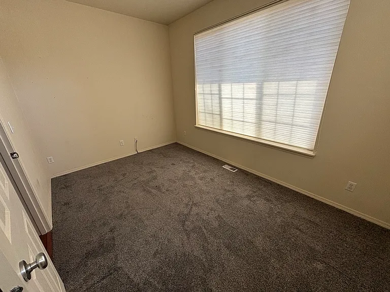 20681 SW Rosemount St — Photo 16