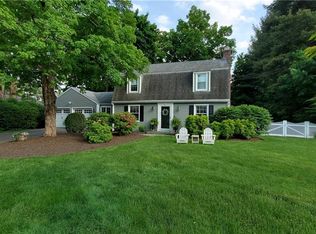 37 High Farms Rd, West Hartford, CT 06107