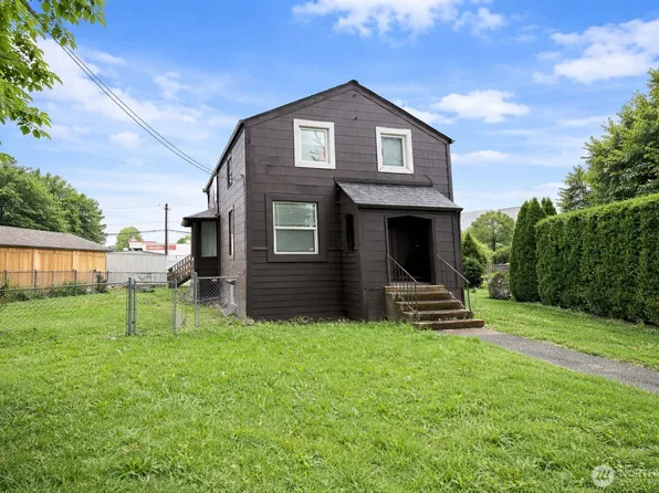 328 330 S Division Street, Auburn, WA 98001