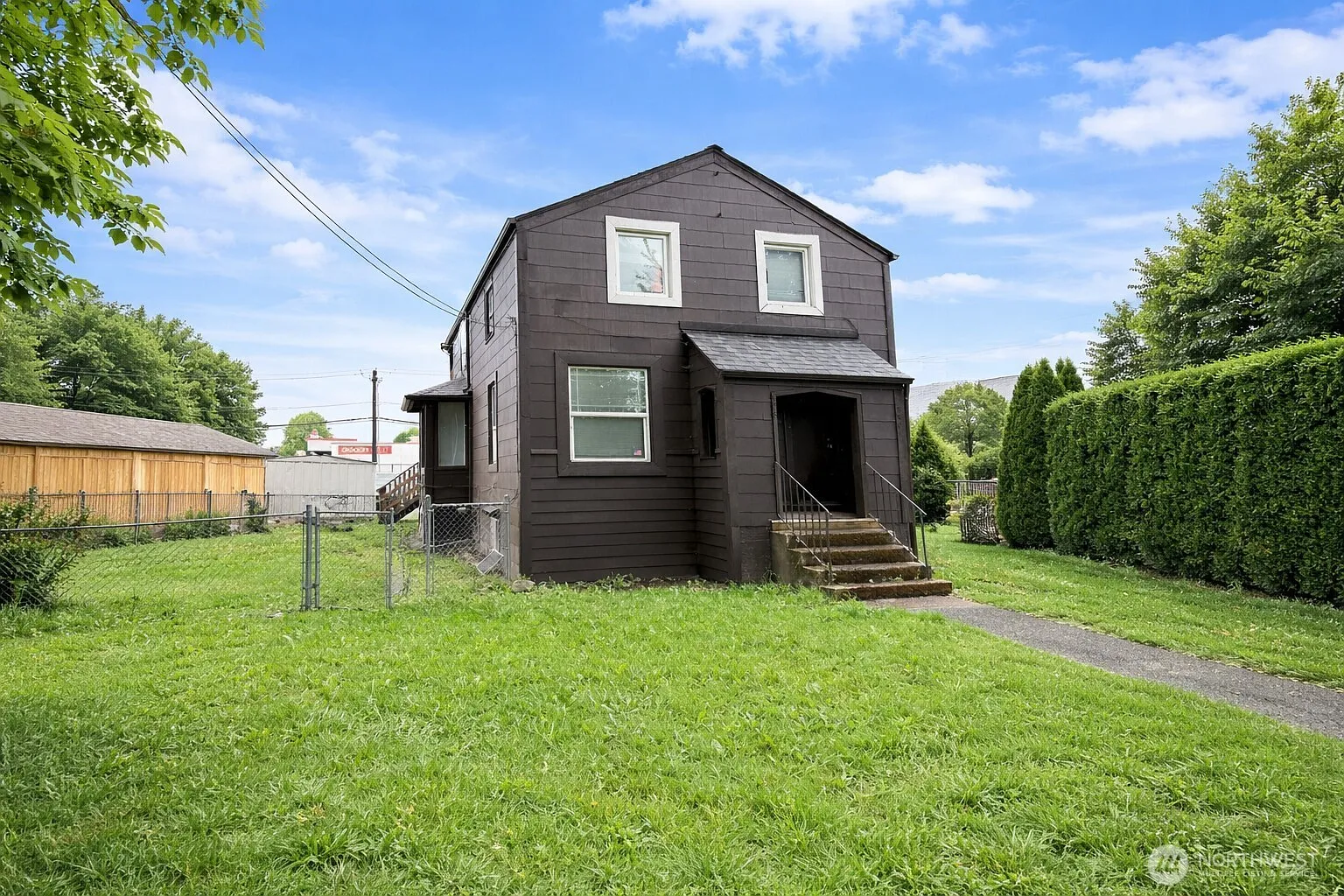 328 330 S Division Street photo 1
