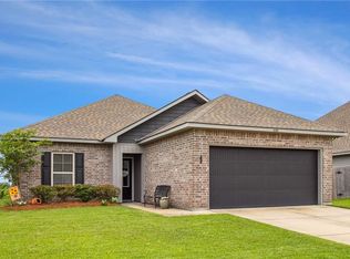 326 Ashton Oaks Ln, Luling, LA 70070