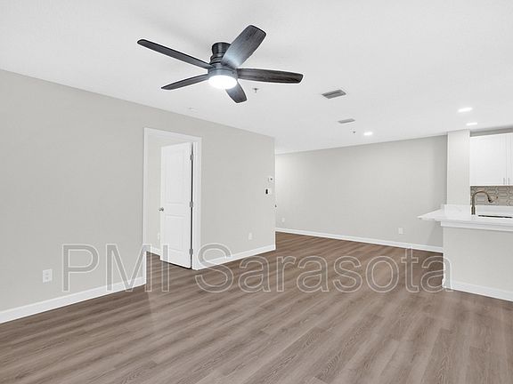 3rd image of 4005 Crockers Lake Blvd APT 1117