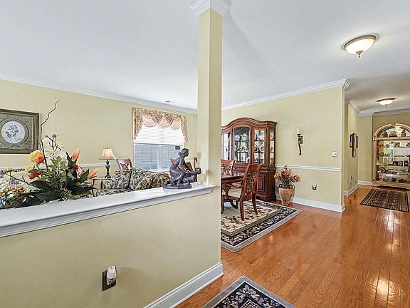 3rd image of 5 Highbury Ct